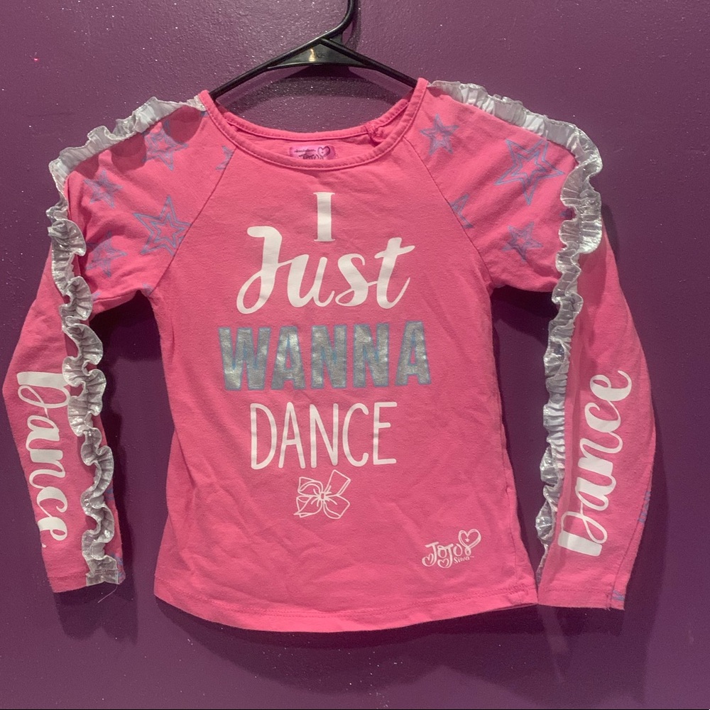 JoJo Siwa “I just wanna dance” shirt